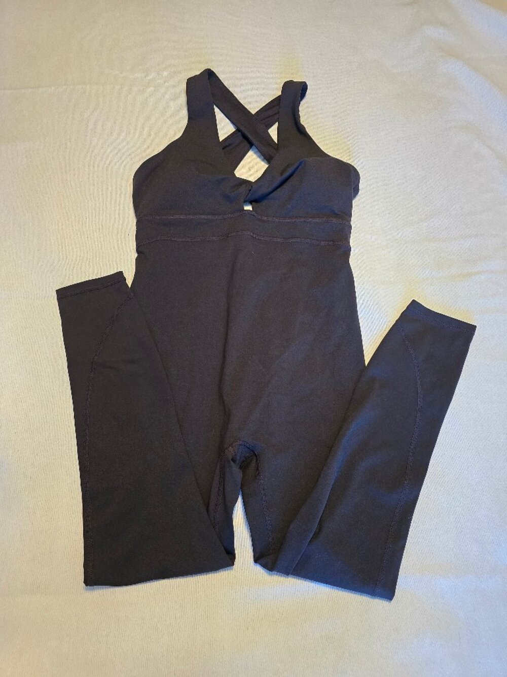Fabletics Oasis Twist Back Bodysuit Black Yoga Onesie Med M Md GUC Athleisure